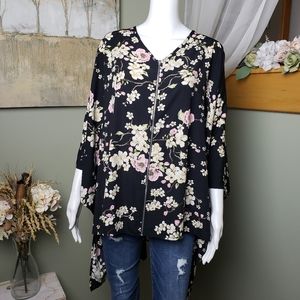 Torrid Floral Zippered Kimono:5x
